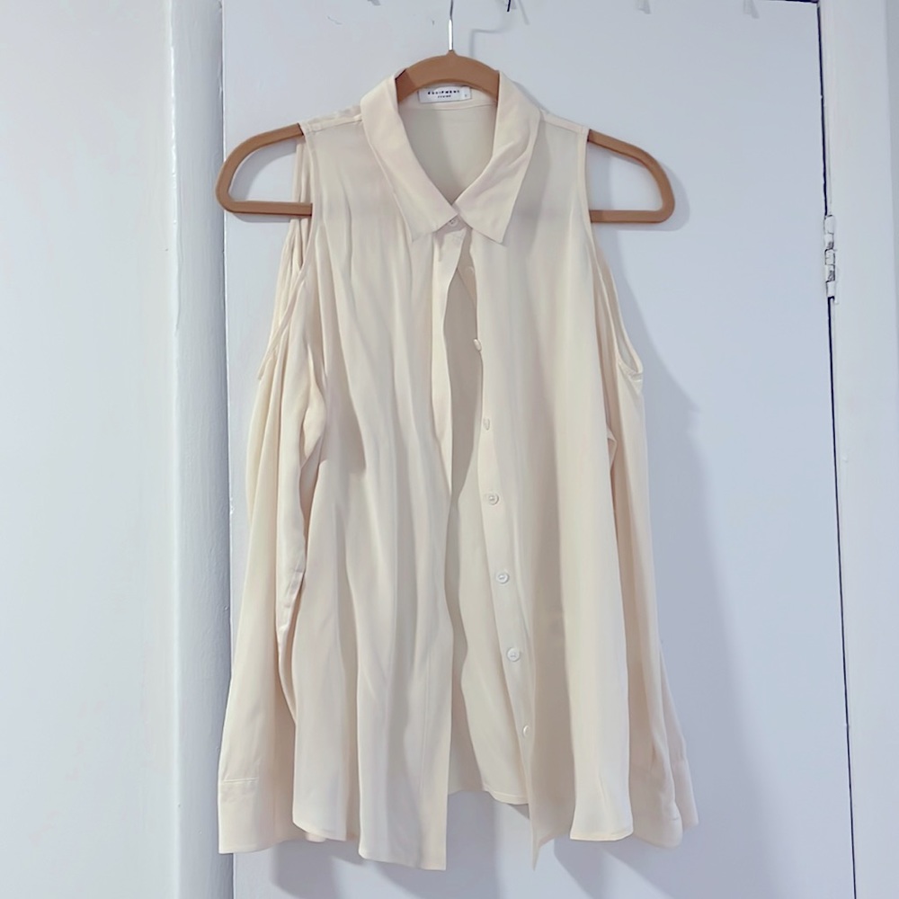 Equipment Femme Ivory 100% Silk Cold Shoulder Button Up Down Blouse Size Large